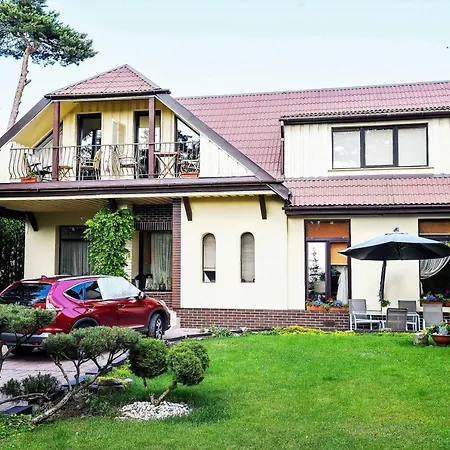 Molas Sveciu Namai 3*