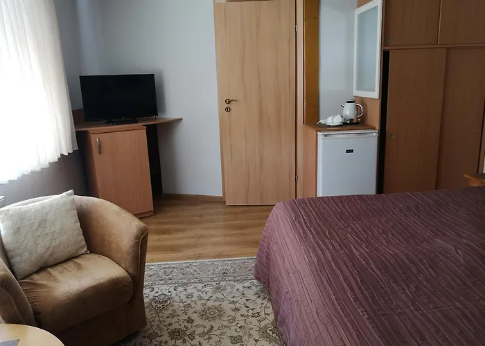 Molas Sveciu Namai 4* Klaipeda